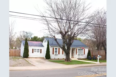 316 Hazelwood Avenue, Waynesville, NC 28786 - Photo 1