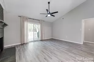 8242 Walnut Creek Ln, Charlotte, NC 28227 - Photo 5