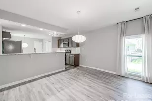 8242 Walnut Creek Ln, Charlotte, NC 28227 - Photo 7