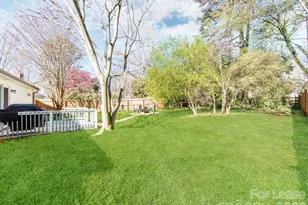 8242 Walnut Creek Ln, Charlotte, NC 28227 - Photo 29