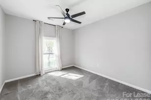 8242 Walnut Creek Ln, Charlotte, NC 28227 - Photo 17