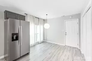 8242 Walnut Creek Ln, Charlotte, NC 28227 - Photo 11