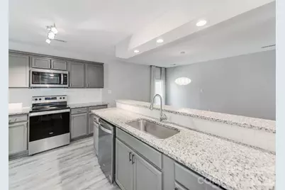 8242 Walnut Creek Lane, Charlotte, NC 28227 - Photo 9