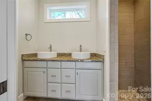 22 Ben Lippen Rd, Asheville, NC 28806 - Photo 15