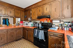 3568 Briarcliff Acres Dr, Lincolnton, NC 28092 - Photo 11