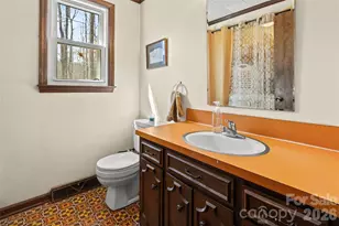 3568 Briarcliff Acres Dr, Lincolnton, NC 28092 - Photo 13