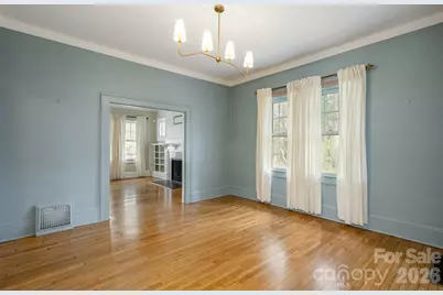 1126 4th Avenue W, Hendersonville, NC 28739 - Photo 13