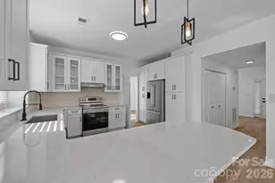 8512 Egerton Dr, Charlotte, NC 28277 - Photo 19