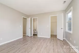 6165 Meadow Rose Ln, Charlotte, NC 28215 - Photo 15