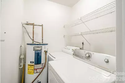 6165 Meadow Rose Lane, Charlotte, NC 28215 - Photo 23