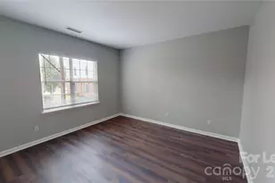 5532 Werburgh St, Charlotte, NC 28209 - Photo 3