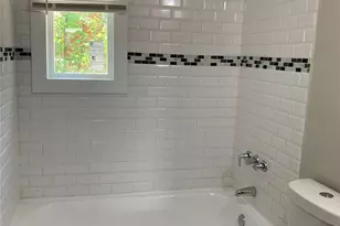 2717 Columbus Cir, Charlotte, NC 28208 - Photo 7