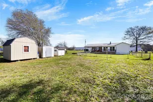 619 Plato Lee Rd, Shelby, NC 28150 - Photo 33