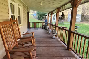 1025 Chandler Cove Rd, Marshall, NC 28753 - Photo 19