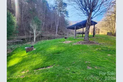 1025 Chandler Cove Road, Marshall, NC 28753 - Photo 15