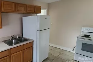 3106 Capitol Dr, Charlotte, NC 28208 - Photo 13