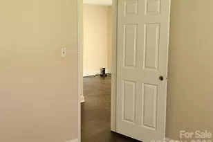 3106 Capitol Dr, Charlotte, NC 28208 - Photo 9