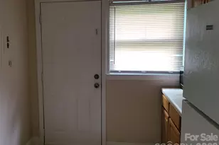 3106 Capitol Dr, Charlotte, NC 28208 - Photo 11