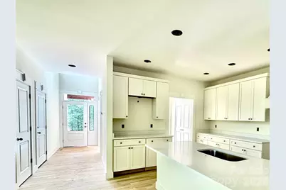 366 Mistletoe Trail, Hendersonville, NC 28791 - Photo 5