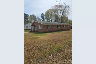 1400 Berry Street, Wadesboro, NC 28170 - Photo 3