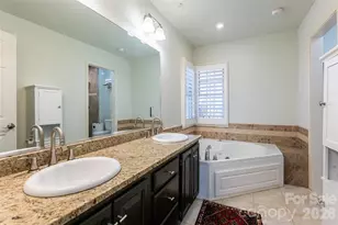 106 Oak Hollow Ct, Asheville, NC 28805 - Photo 25