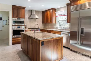 106 Oak Hollow Ct, Asheville, NC 28805 - Photo 15