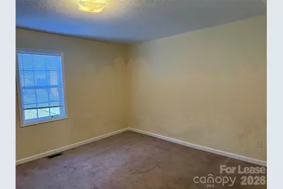 86 34th Avenue NW, Hickory, NC 28601 - Photo 11