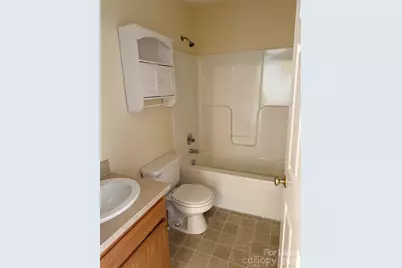 86 34th Avenue NW, Hickory, NC 28601 - Photo 13