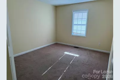 86 34th Avenue NW, Hickory, NC 28601 - Photo 15