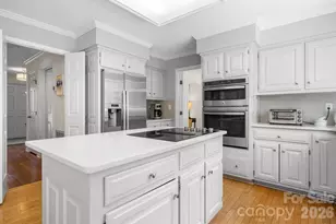 1961 5th St Ln NW, Hickory, NC 28601 - Photo 13