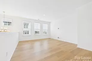 3013 Rexton Ln, Charlotte, NC 28262 - Photo 3