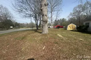 3761 W Greensboro Chapel Hill Rd, Liberty, NC 27298 - Photo 9