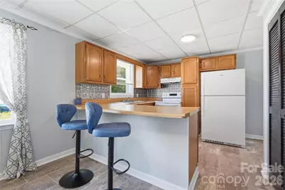 346 N Cleghorn Street, Rutherfordton, NC 28139 - Photo 9