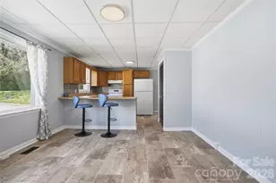 346 N Cleghorn St, Rutherfordton, NC 28139 - Photo 11