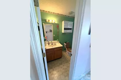 5965 Prescott Court, Charlotte, NC 28269 - Photo 13