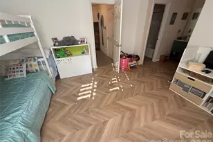 5965 Prescott Ct, Charlotte, NC 28269 - Photo 11