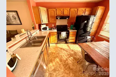 5965 Prescott Court, Charlotte, NC 28269 - Photo 7