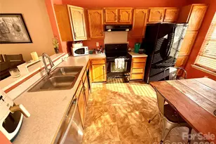 5965 Prescott Ct, Charlotte, NC 28269 - Photo 7