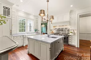 5520 Sharon View Rd, Charlotte, NC 28226 - Photo 7