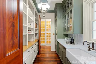 5520 Sharon View Rd, Charlotte, NC 28226 - Photo 9