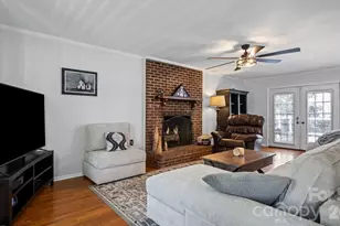 1212 Ashford St, Charlotte, NC 28214 - Photo 5