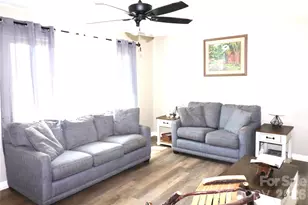 2510 Middleton Dr, Gastonia, NC 28054 - Photo 3