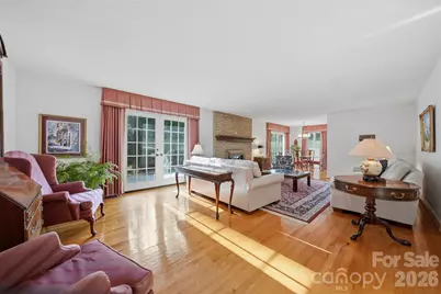 5523 Pine Lake Court, Hickory, NC 28601 - Photo 11