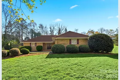 5523 Pine Lake Court, Hickory, NC 28601 - Photo 1