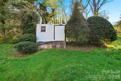 5523 Pine Lake Court, Hickory, NC 28601 - Photo 41