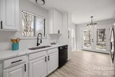 6722 Stillmeadow Drive, Charlotte, NC 28277 - Photo 3