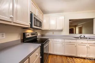 142 39th Ave Ct NW, Hickory, NC 28601 - Photo 13