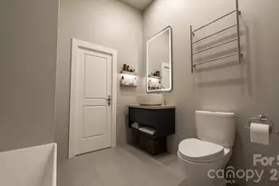 753 Chatsworth Cir, Lenoir, NC 28645 - Photo 7