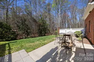 10400 Berkeley Woods Ln, Charlotte, NC 28277 - Photo 35