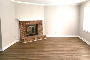 2141 Selwyn Ave, Charlotte, NC 28207 - Photo 3